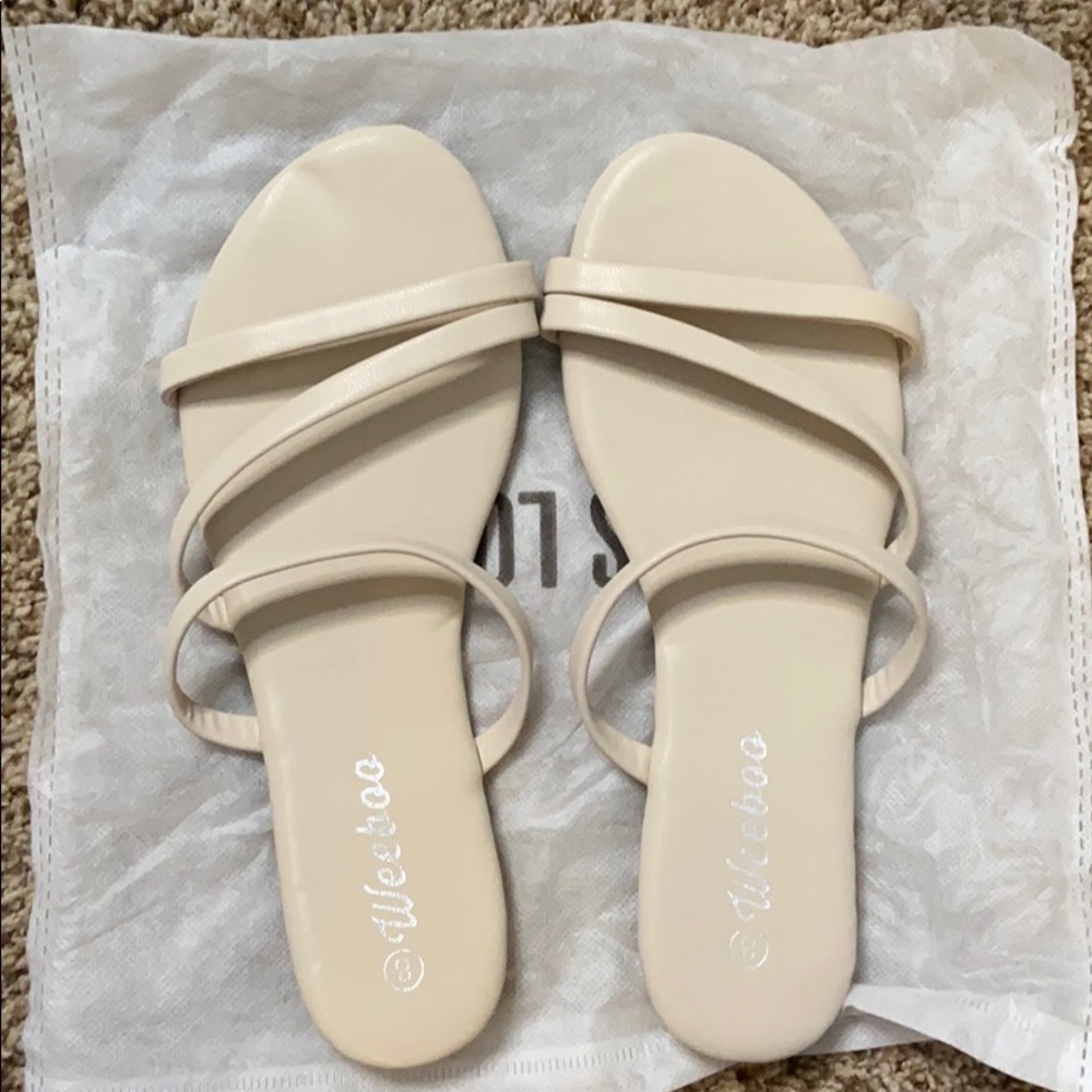 Miss Lola Nude Sandals